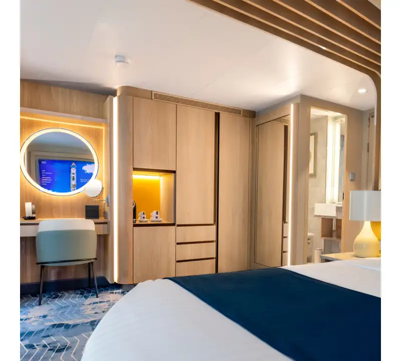 surfside family suite 1440x1440px