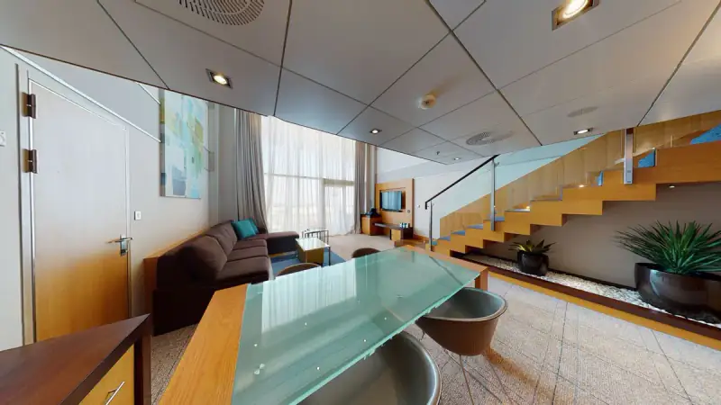 Star Loft Suite, official Royal Caribbean category example
