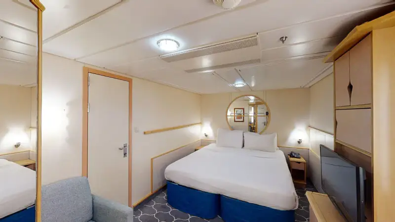 Interior Connecting, official Royal Caribbean category example