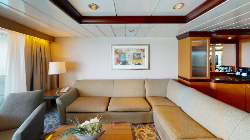 Owner's Suite, official Royal Caribbean category example