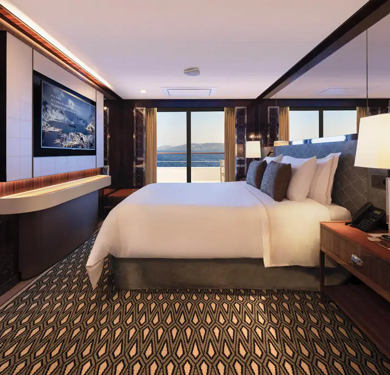 World Navigator Discovery Suite living area and veranda