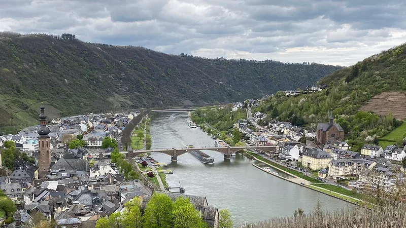 Cochem buildings and vineyard slopes around the Mosel, viewed from the castle hill