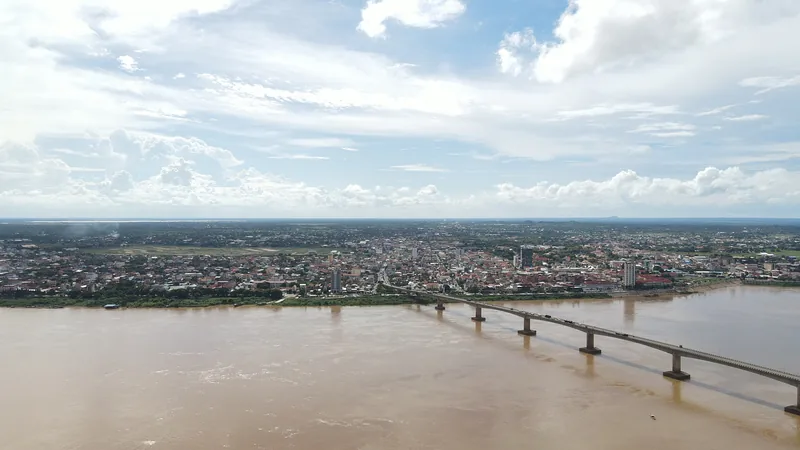 Kizuna Bridge crosses the Mekong beside Kampong Cham city