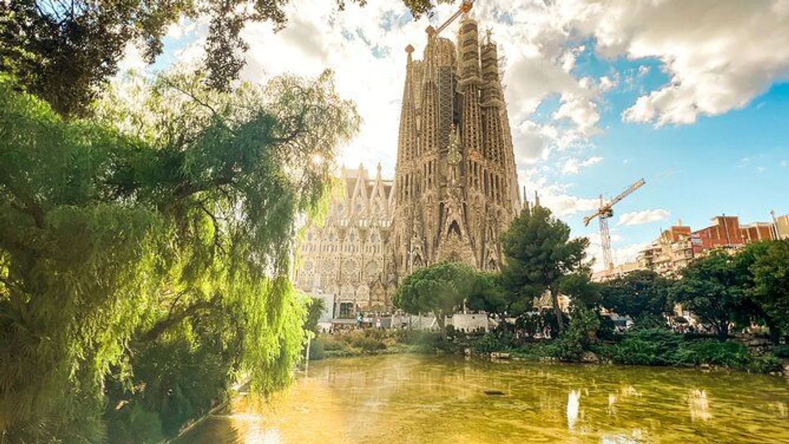 Park Guell and Sagrada Familia Tour with Skip the Line Tickets excursion