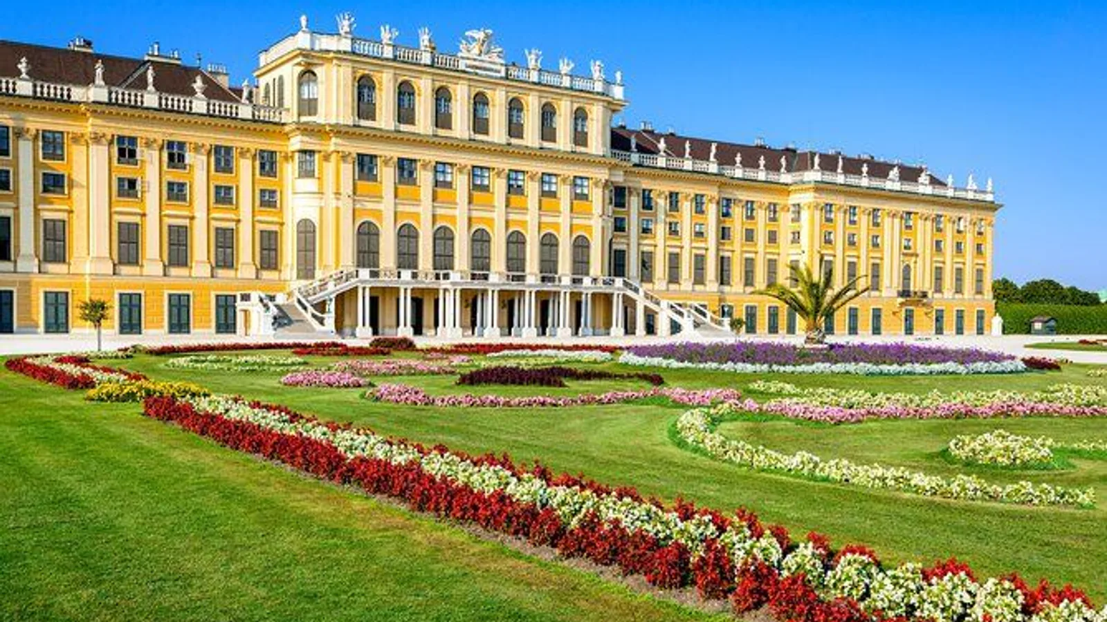 Vienna: Skip-the-Line Schönbrunn Palace & Gardens Tour excursion