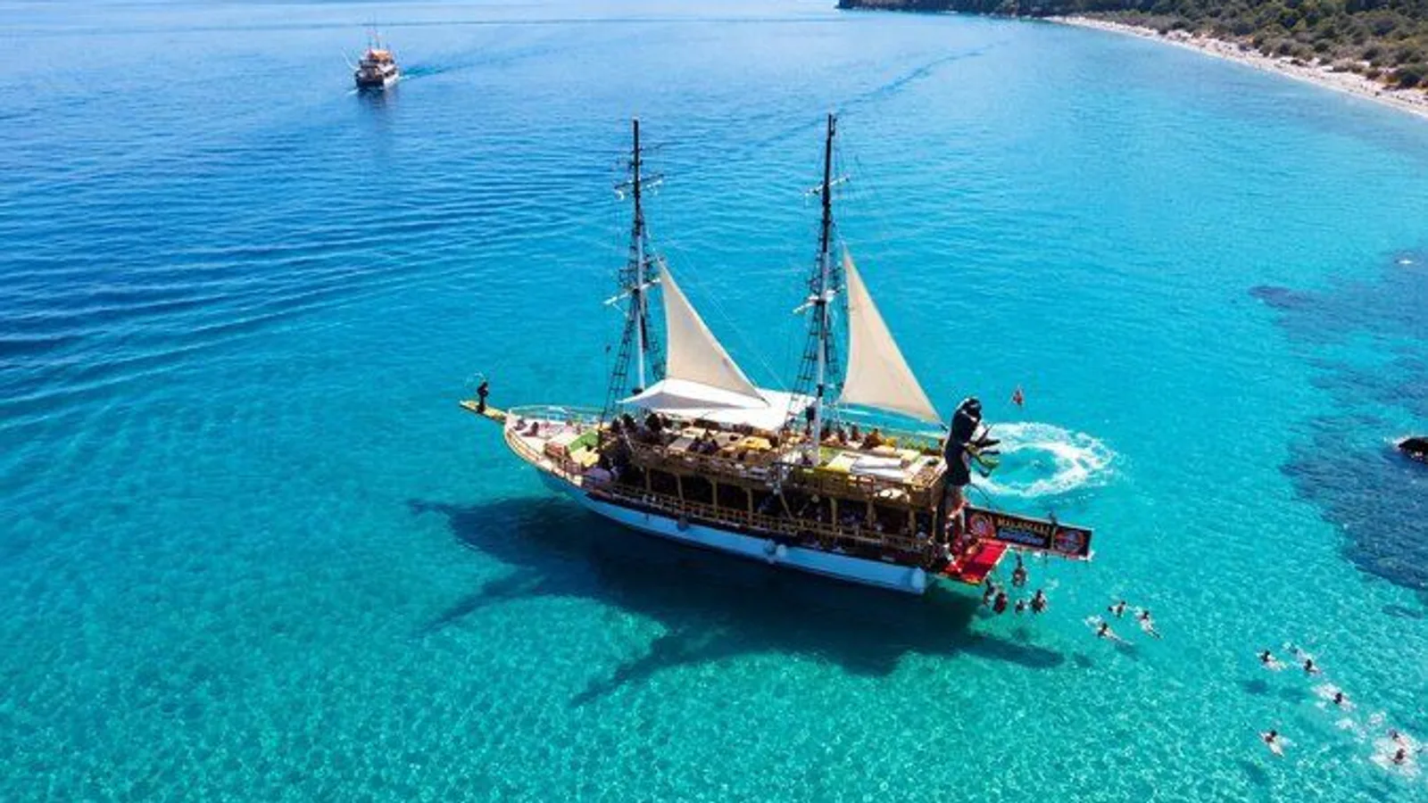 Kuşadası and National Park Boat Tour with Lunch excursion