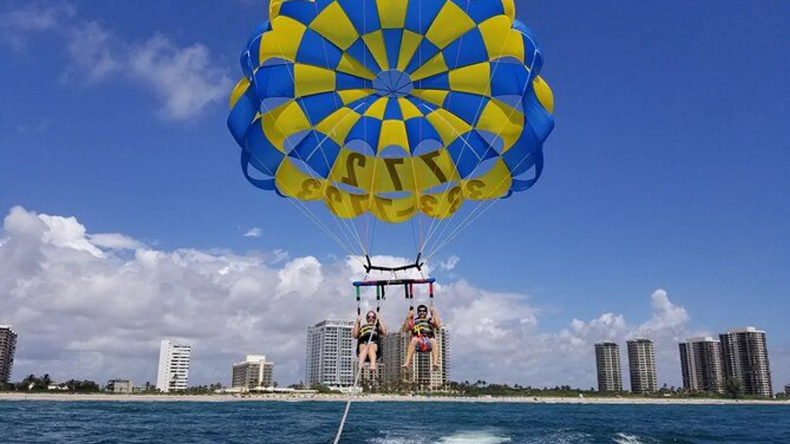 Parasailing Activity in West Palm Beach excursion