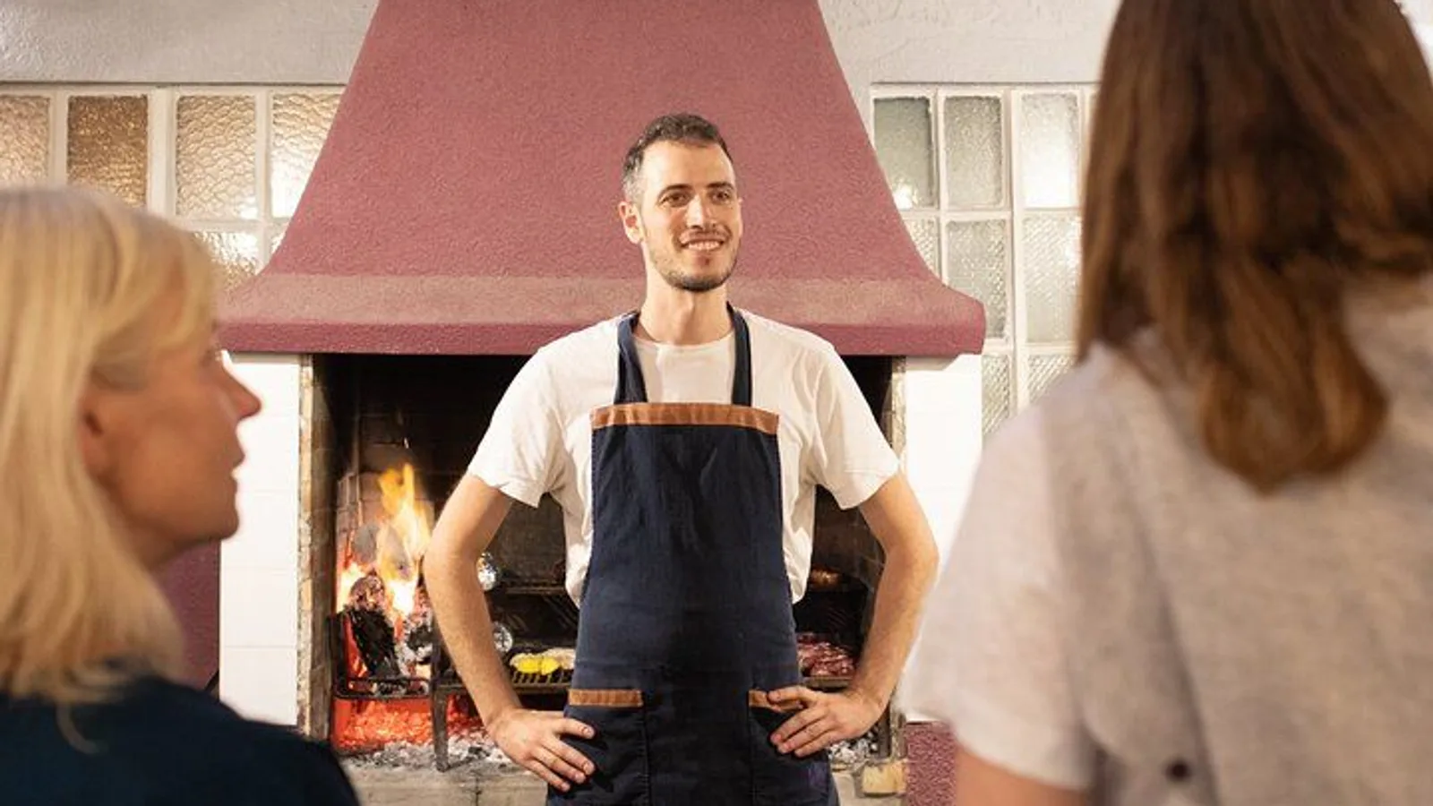 Buenos Aires: 7-Course Argentine Asado & Live Music excursion