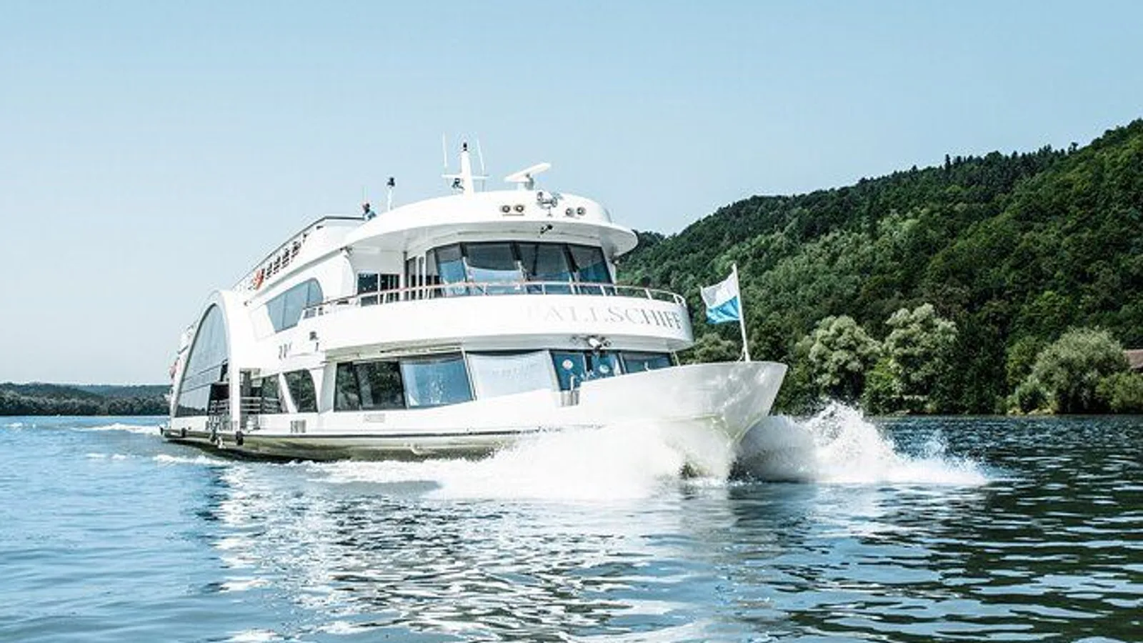 Adventure Tour with the Crystal Ship excursion