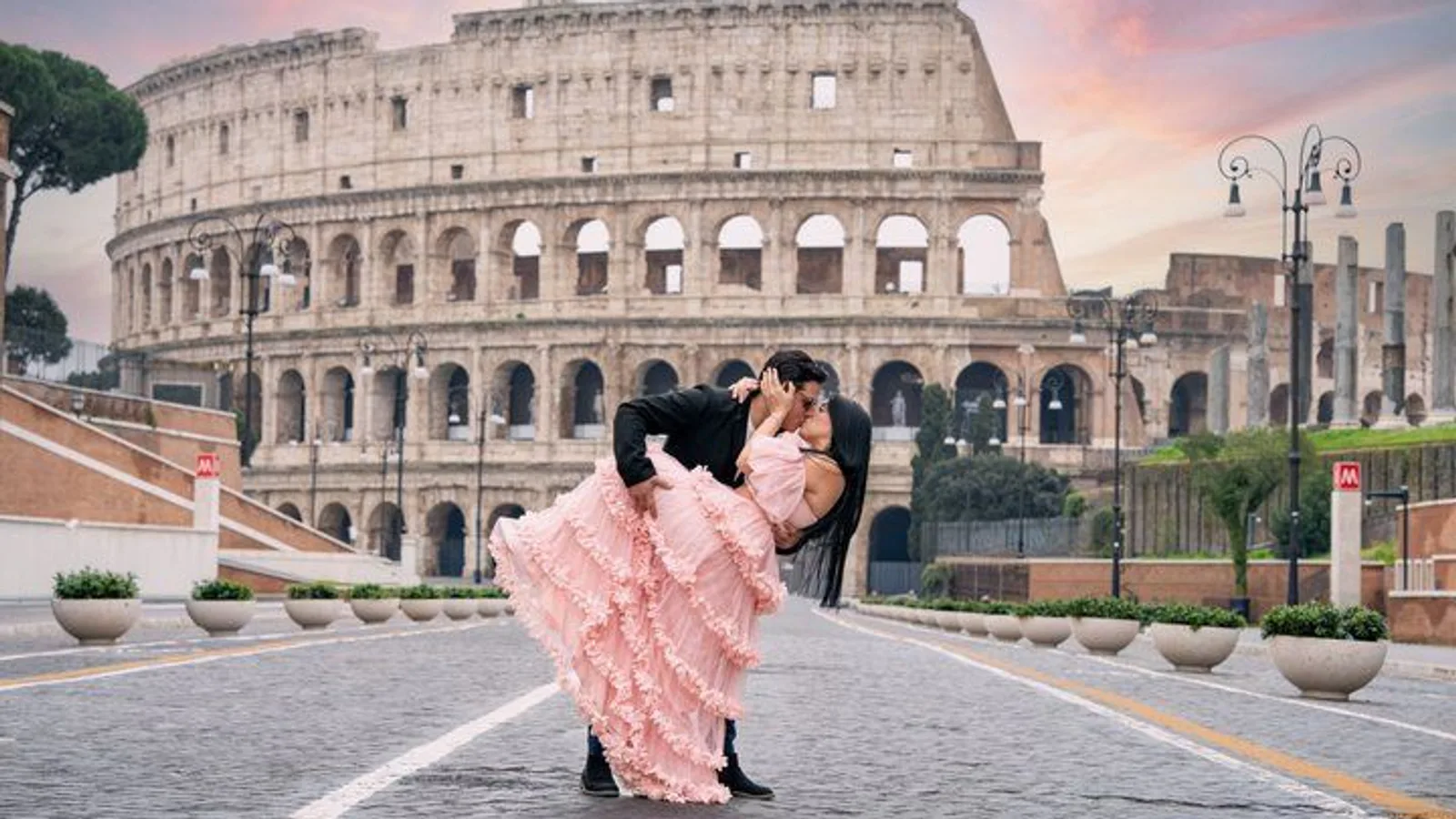 Rome: Colosseum Photoshoot, Private & Custom Experience excursion