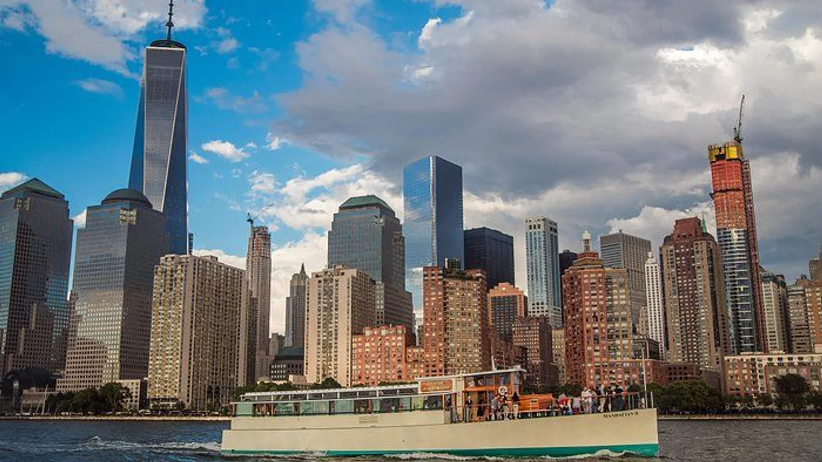 New York City Sunset Cruise on a Yacht excursion