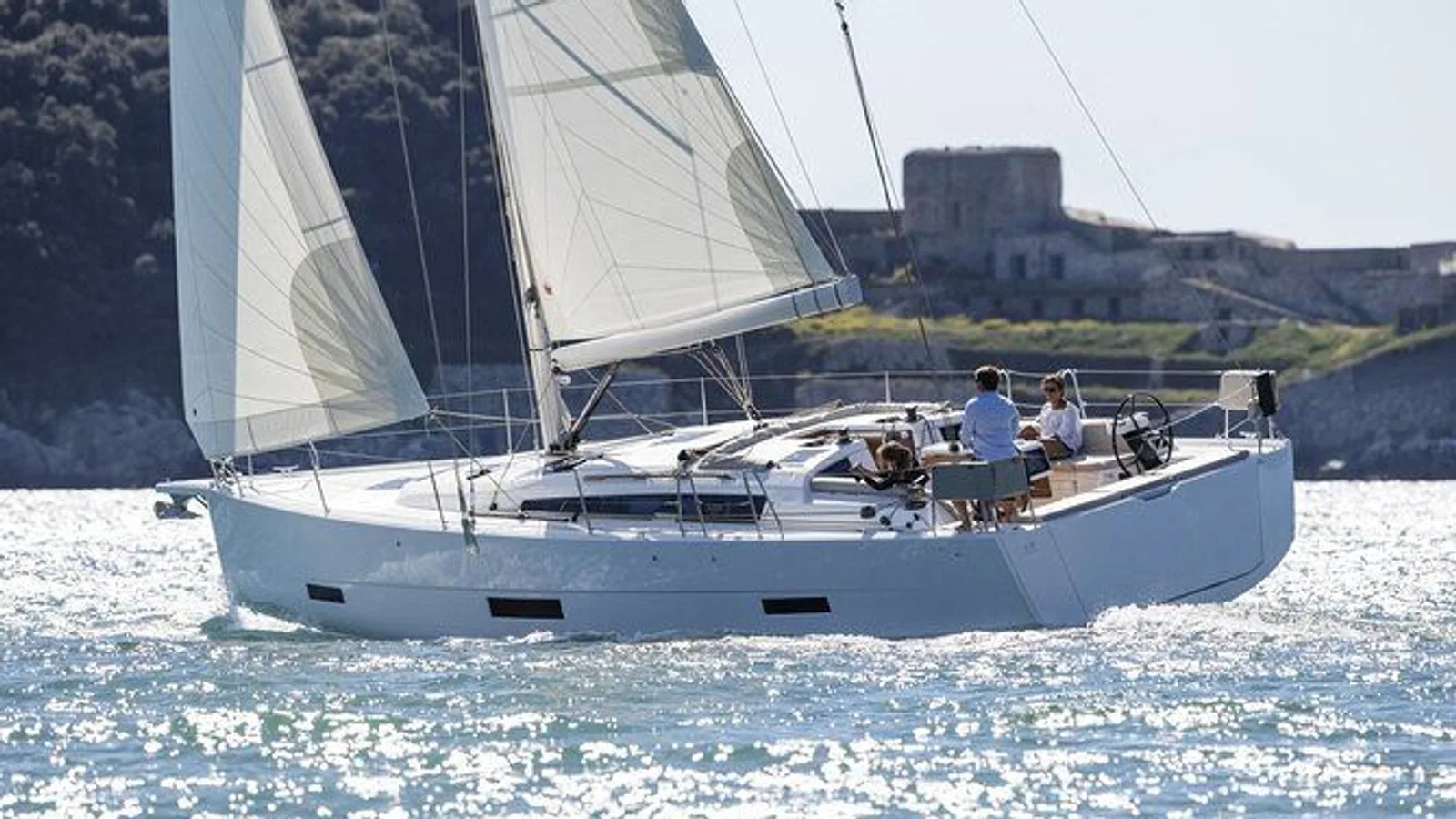 Ibiza Midday Small-Group Sailing with Snacks and Open Bar excursion