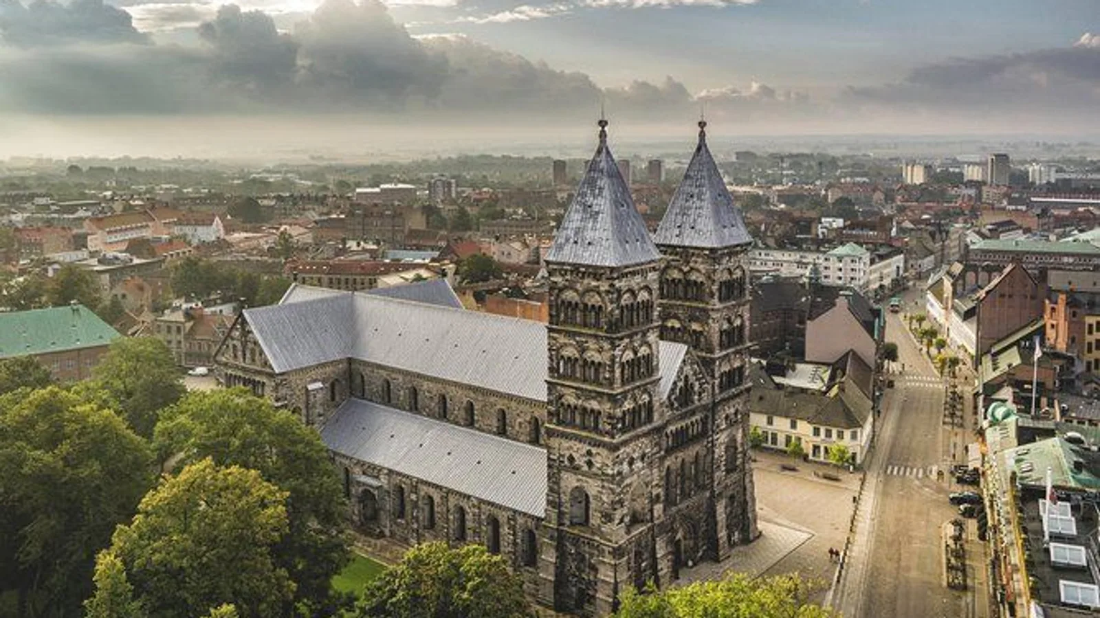 Hamlet and Sweden Two-Country Day Tour excursion