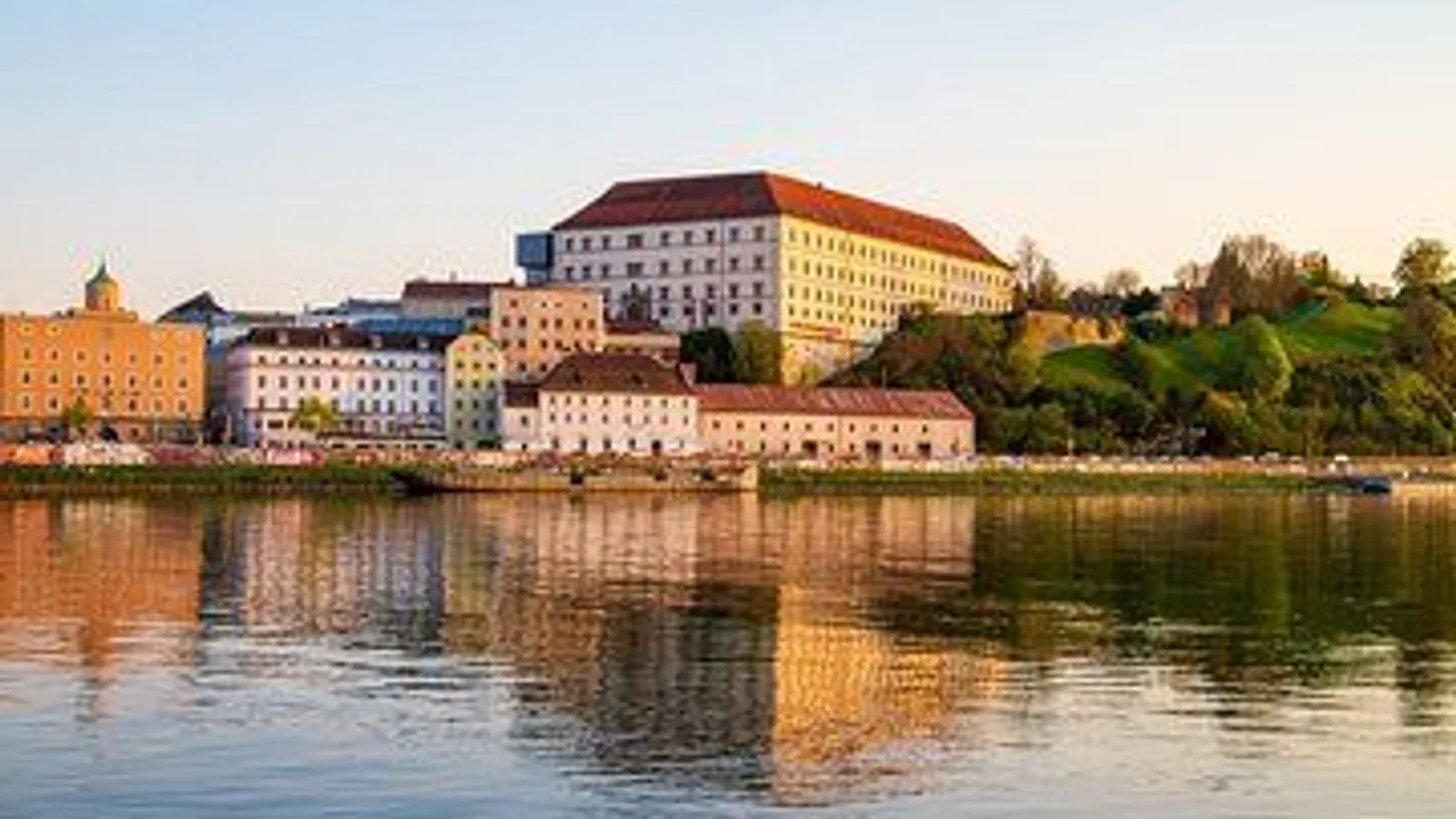 Linz Private Walking Tour With A Professional Guide excursion